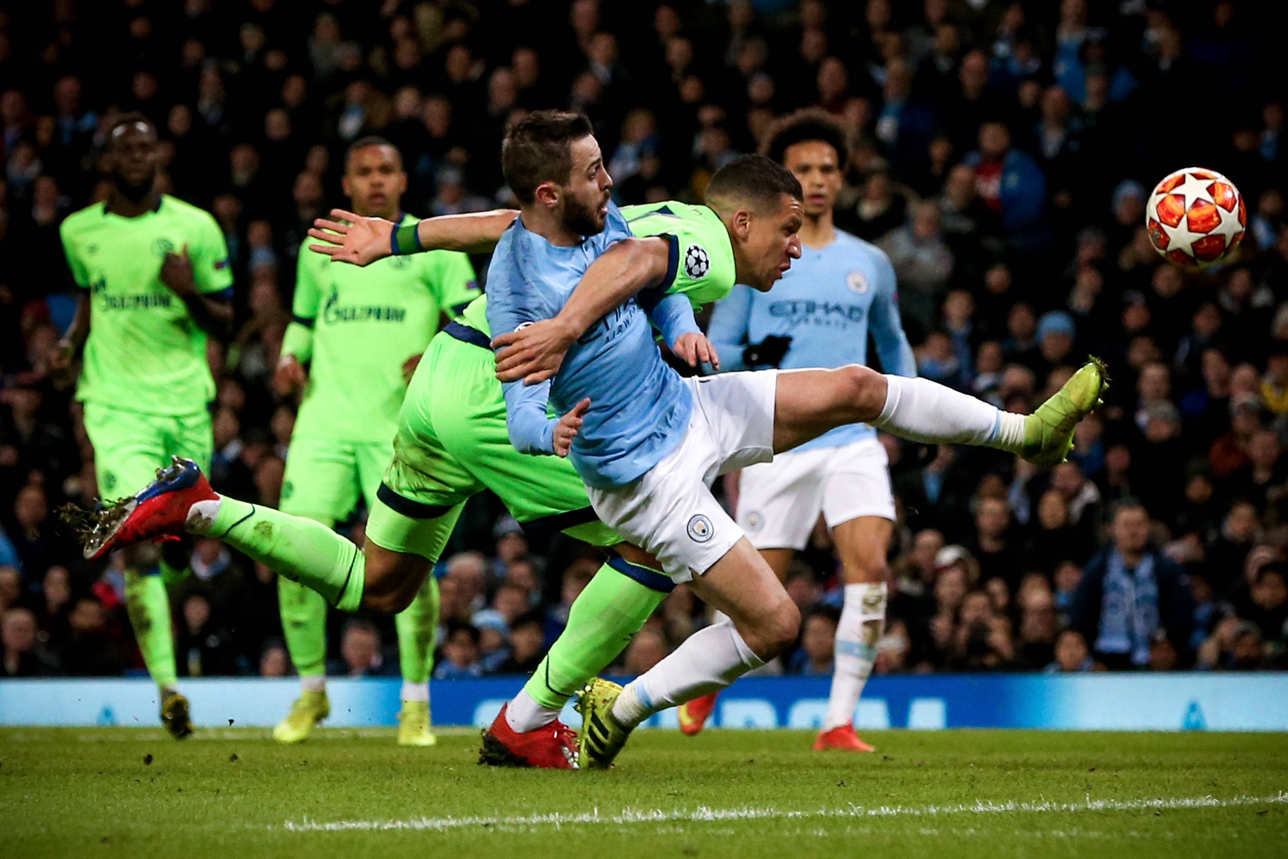 曼城大胜，成功晋级下一轮比赛